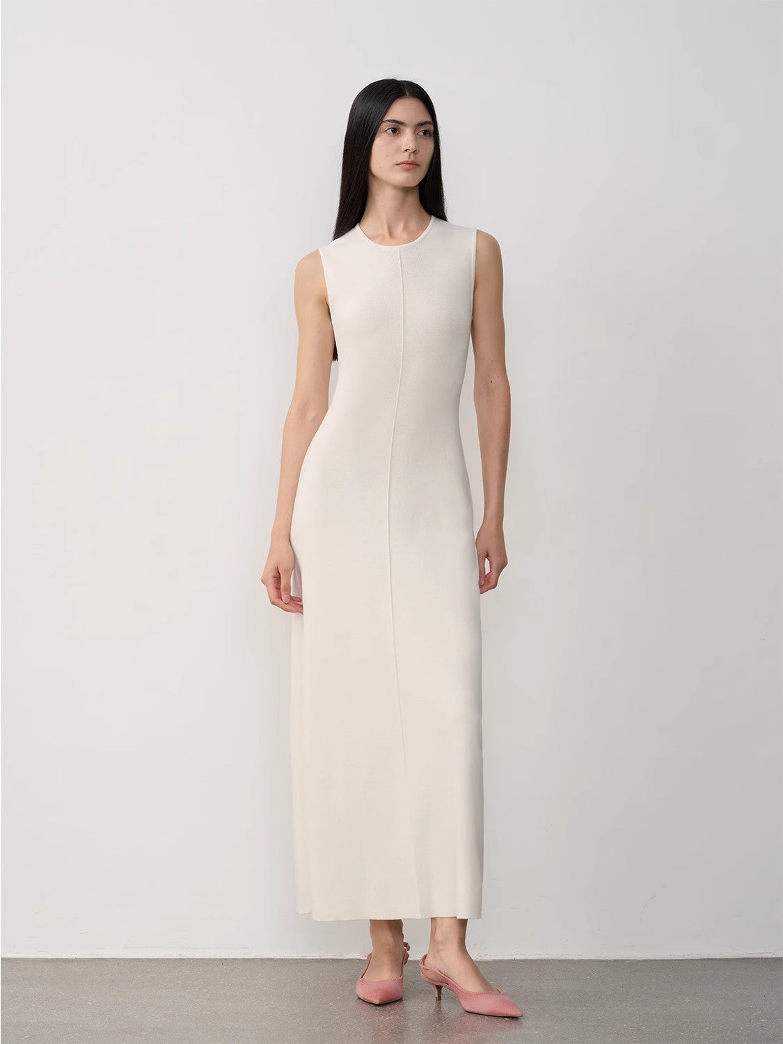 "Island Letters" Limited Edition Baslan Merino Wool Extra Long Sleeveless - Linia One