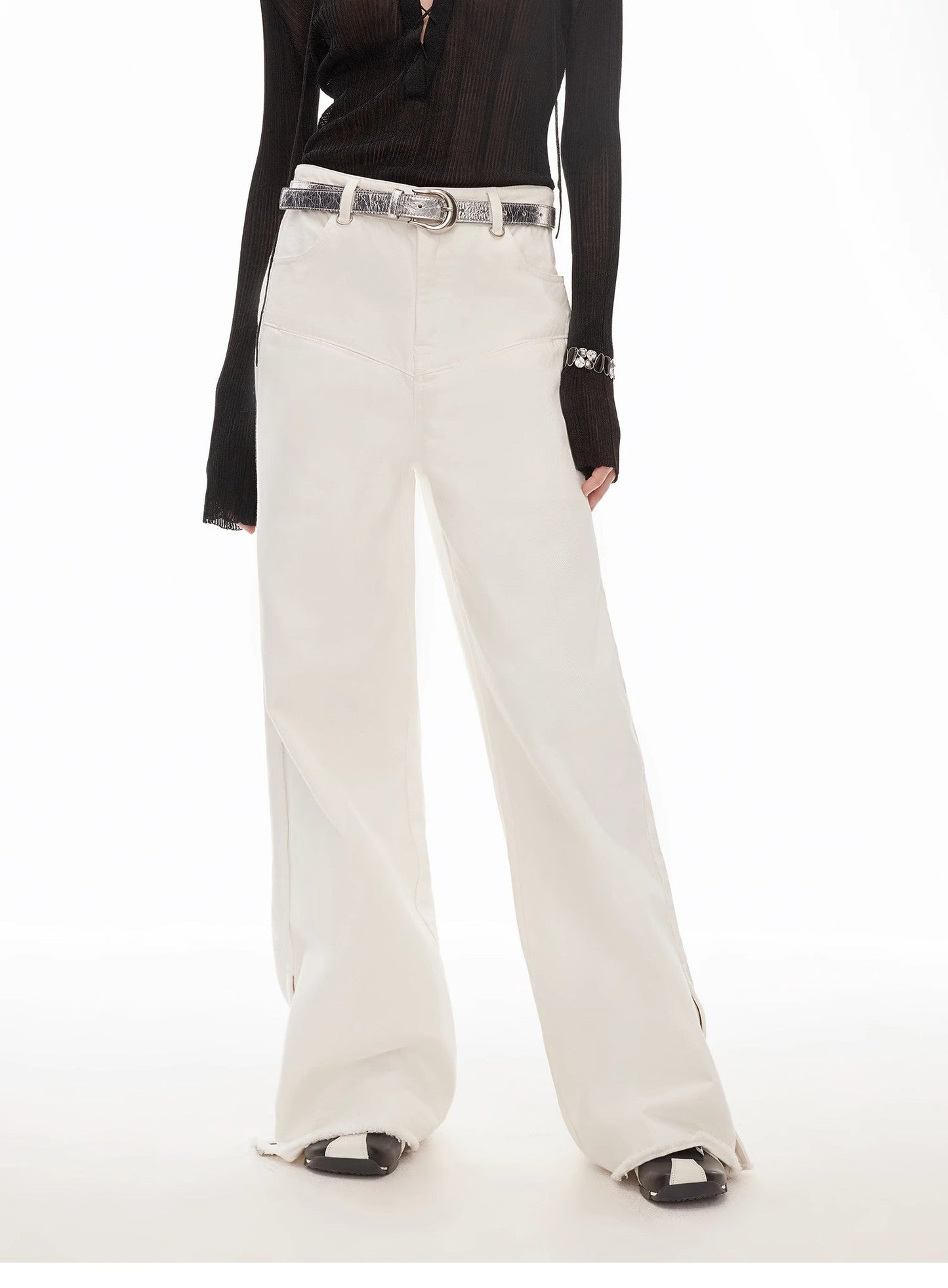 Vintage Wide-Leg Denim Pants with Curved Split Design and Enzyme Wash - Linia One