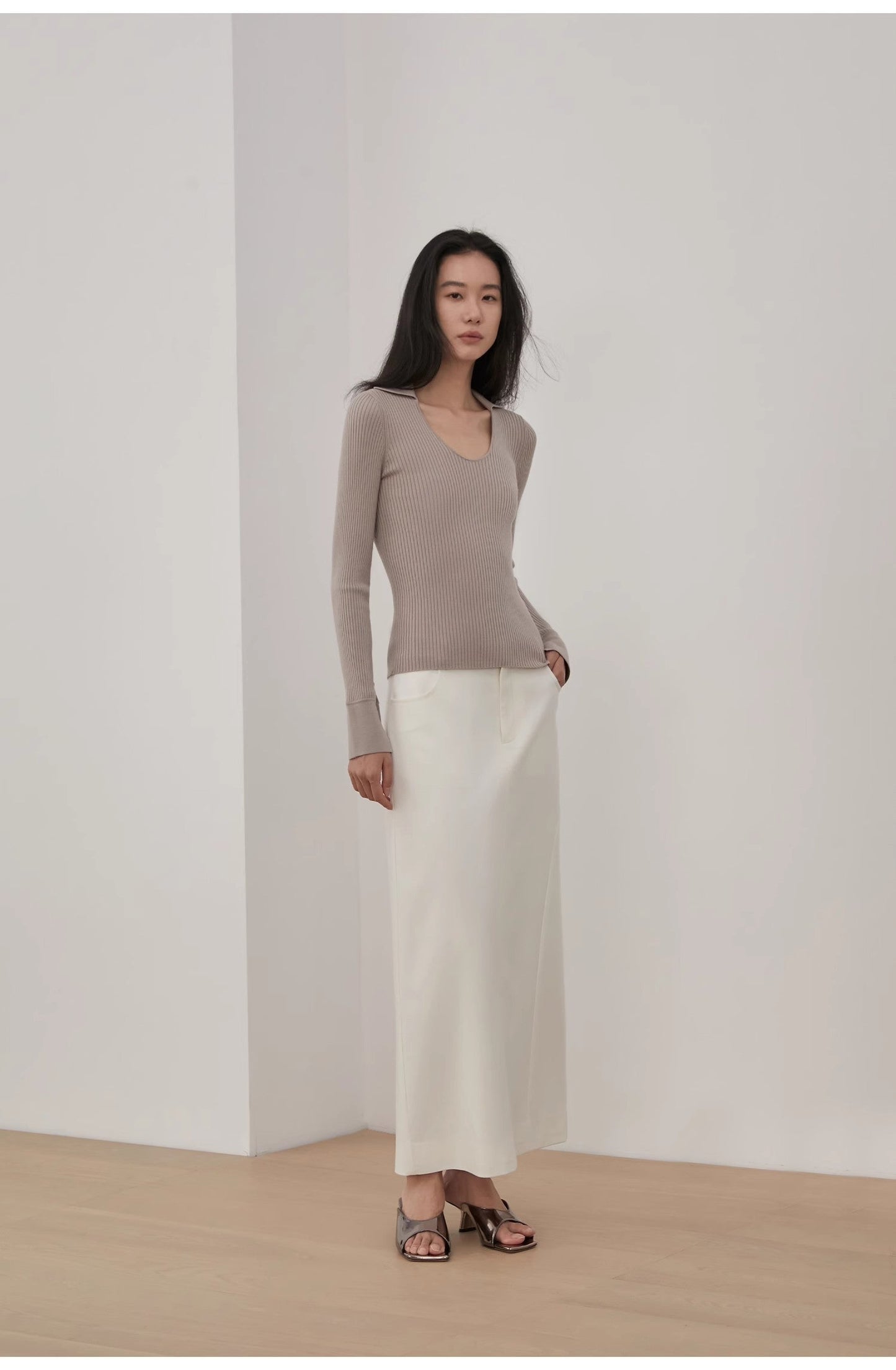 "Stobe" Fashionable Low-Waisted Retro Neutral Straight Skirt - Linia One