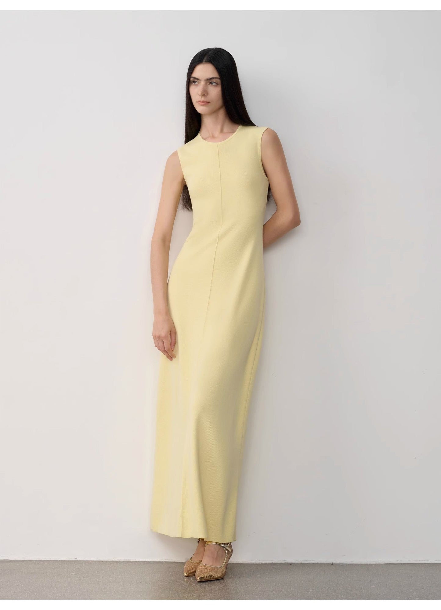 "Island Letters" Limited Edition Baslan Merino Wool Extra Long Sleeveless - Linia One