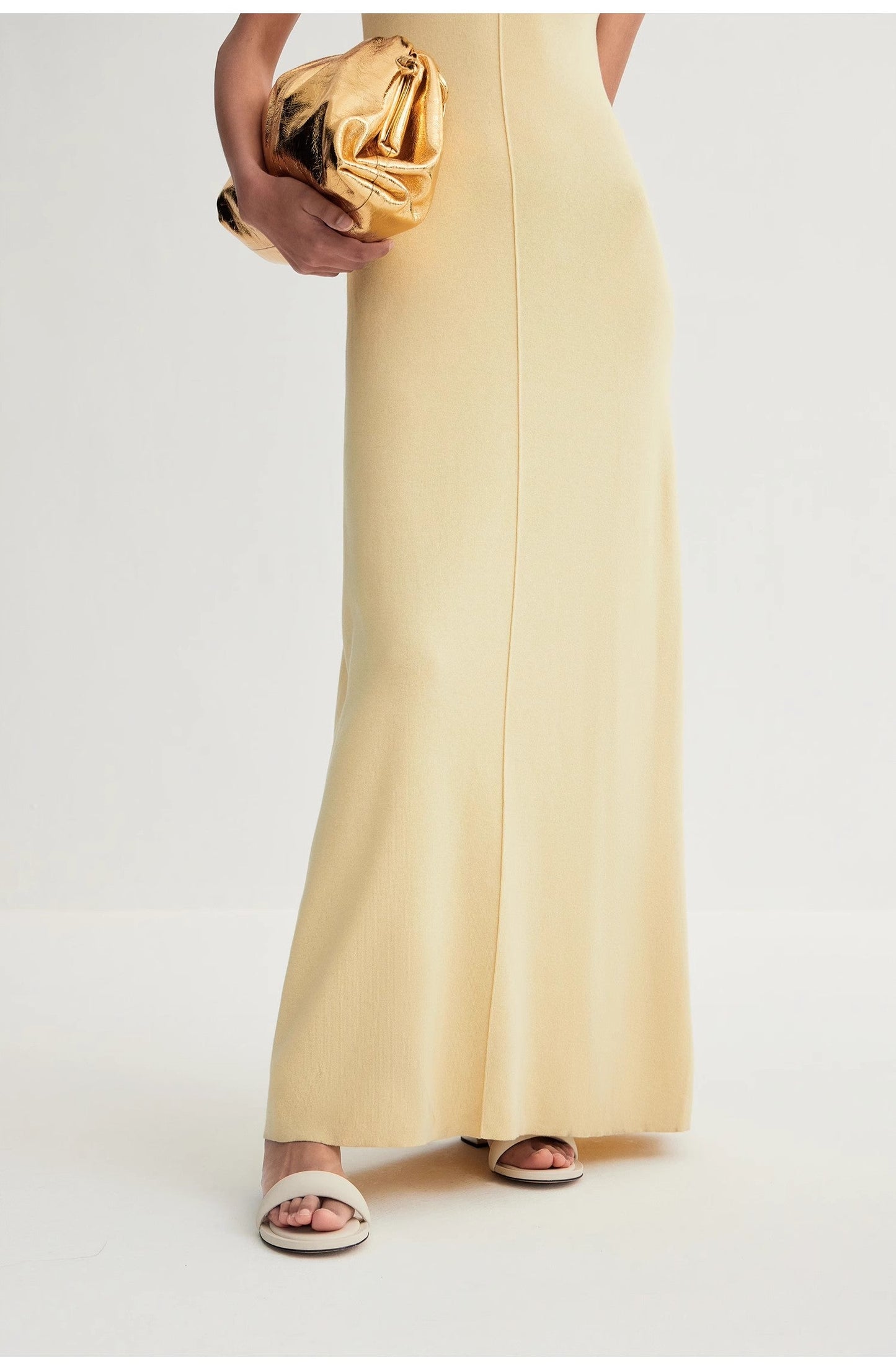 "Island Letters" Limited Edition Baslan Merino Wool Extra Long Sleeveless - Linia One