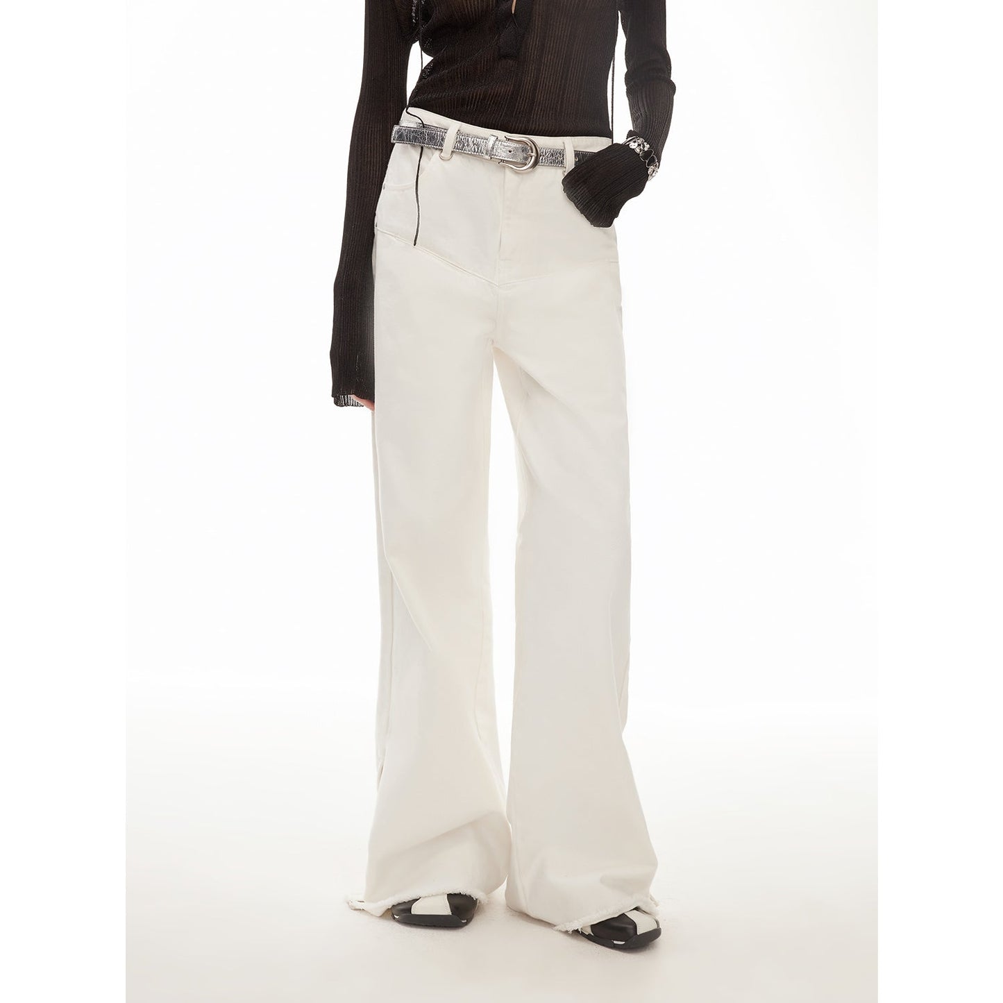 Vintage Wide-Leg Denim Pants with Curved Split Design and Enzyme Wash - Linia One