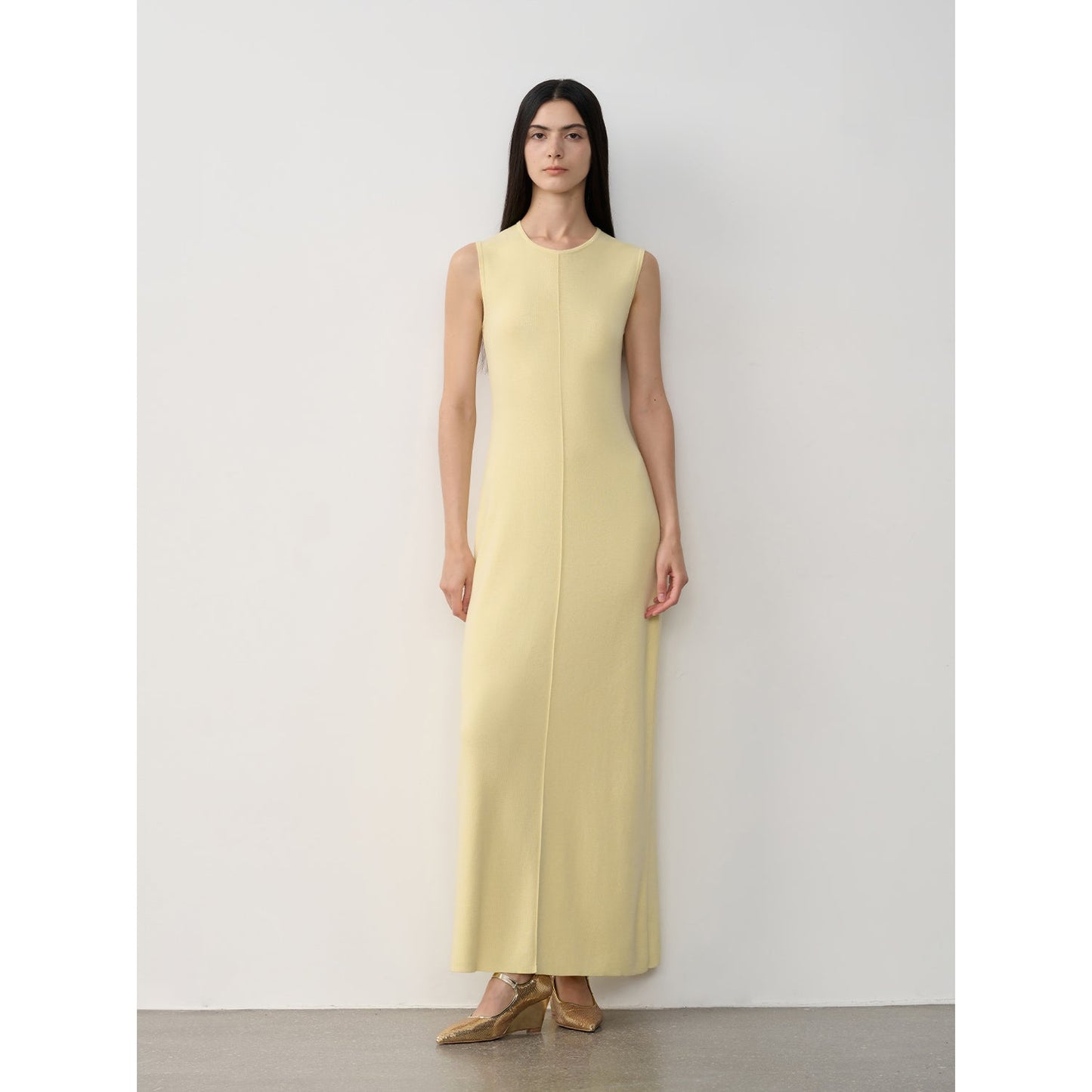 "Island Letters" Limited Edition Baslan Merino Wool Extra Long Sleeveless - Linia One