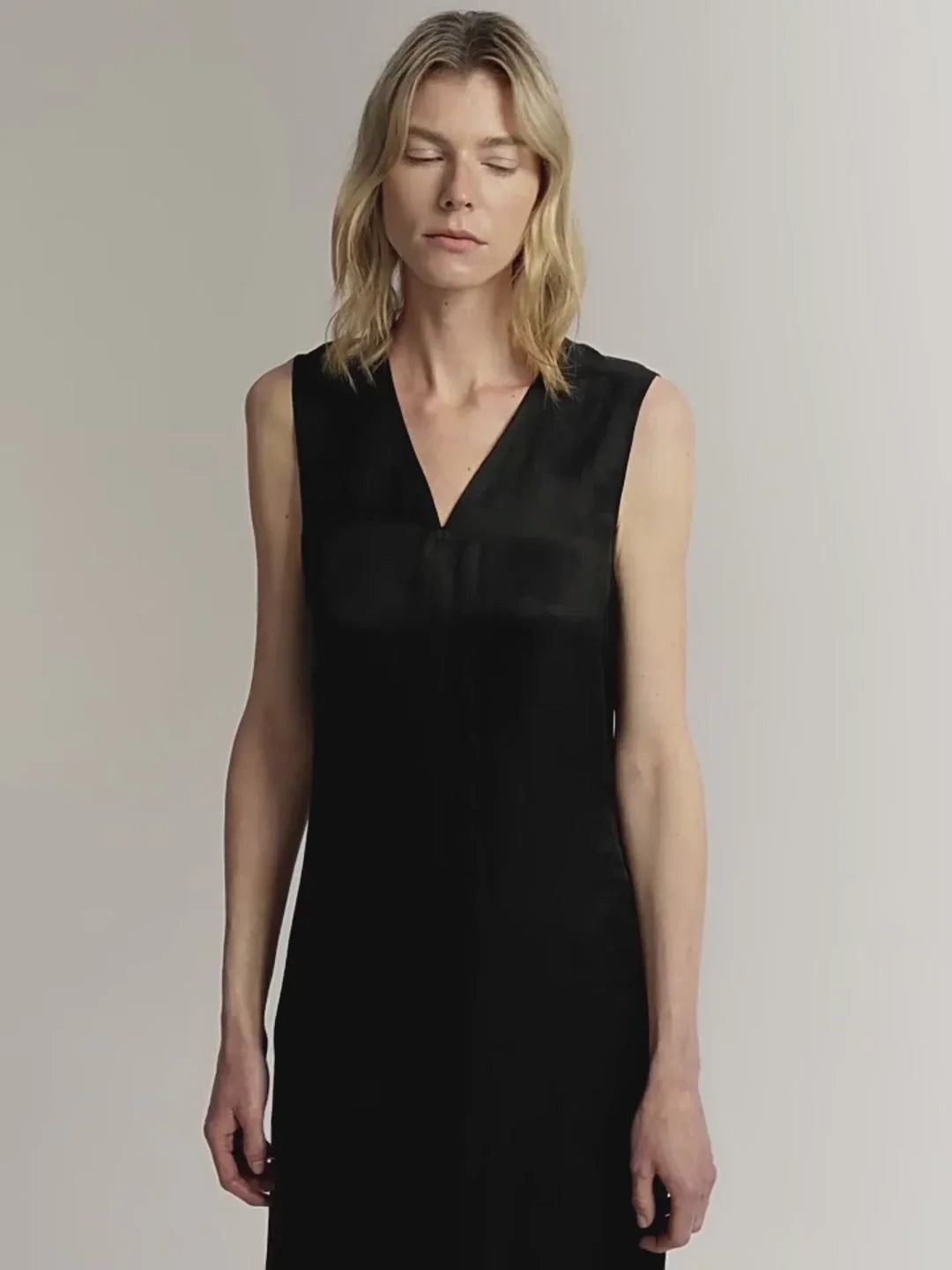 Lightweight and Zero-Pressure Cupro Linen Textured Anti-Wrinkle - Linia One