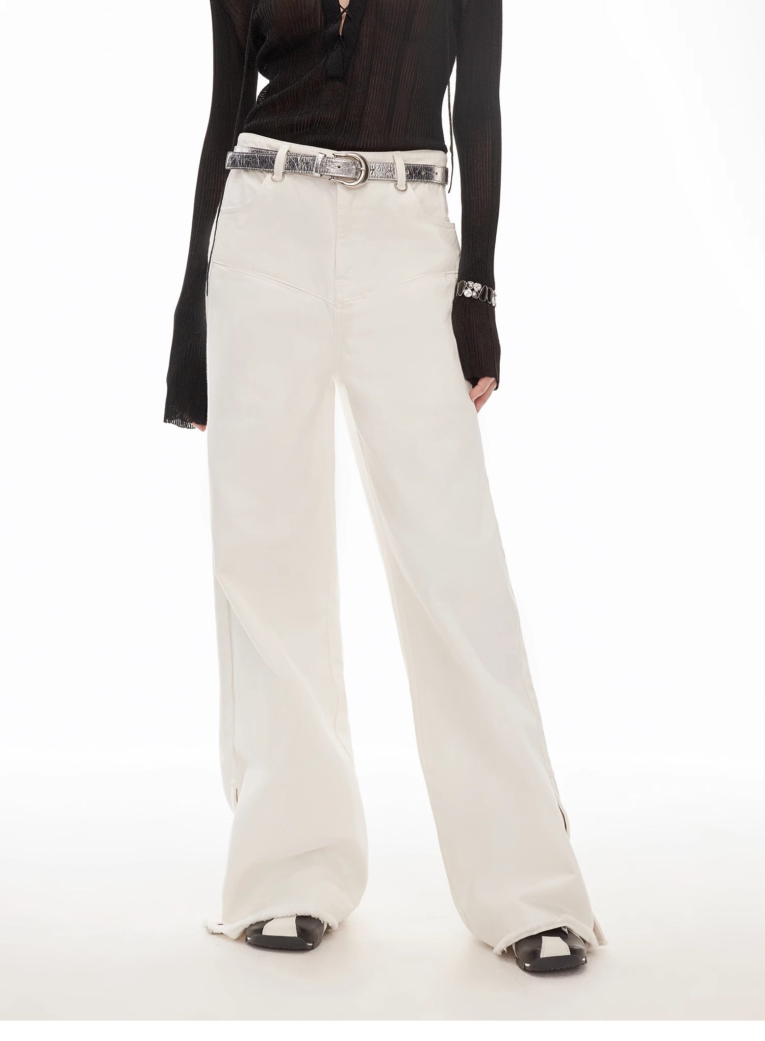 Vintage Wide-Leg Denim Pants with Curved Split Design and Enzyme Wash - Linia One